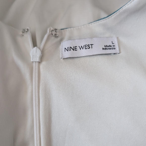 Nine West Cream Dress with Green Leaf Pattern - Picture 7 of 9